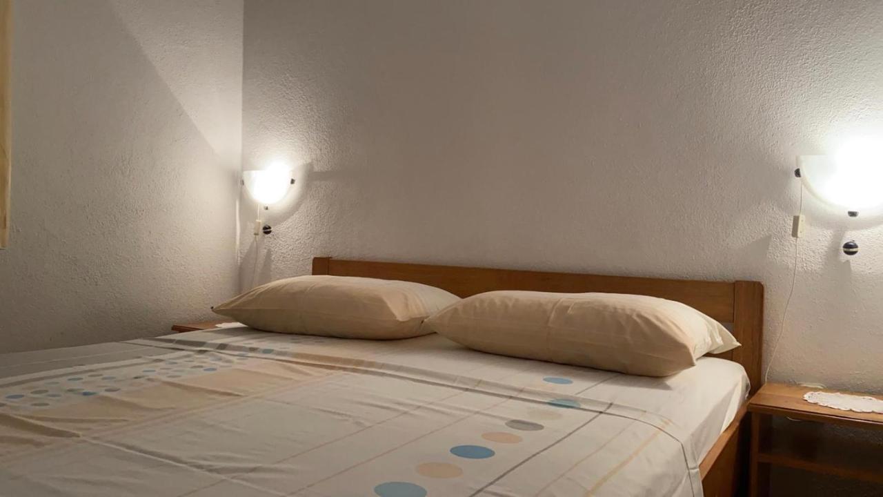 The Ana Apartments Комижа Экстерьер фото