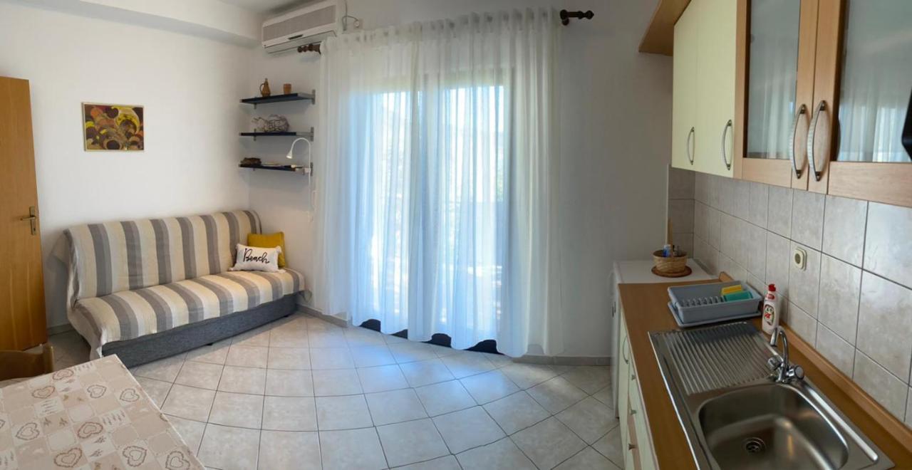 The Ana Apartments Комижа Экстерьер фото